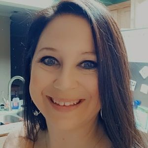 Meet your Posher, Devin